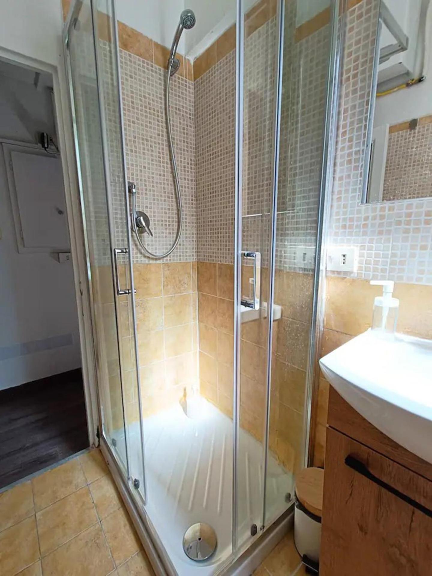 B4 In The Center Of Wifi And Ac Apartment *